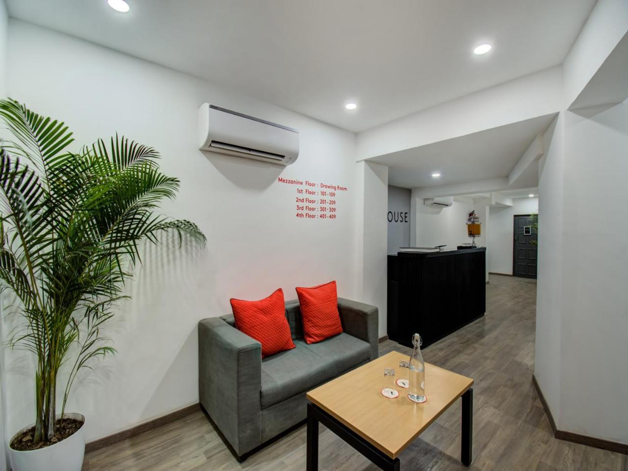 Oyo Townhouse 66 Nagpur Station Ca Road Hotel Exterior foto